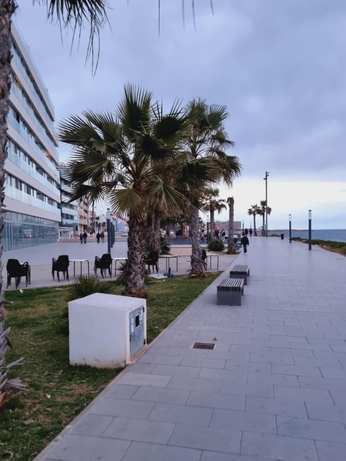 Luxury Evita Apartments In Torrevieja Exterior photo